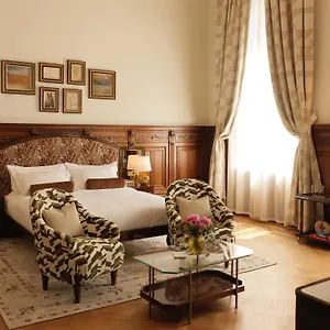 Fleur De 4*, Brussels Belgium