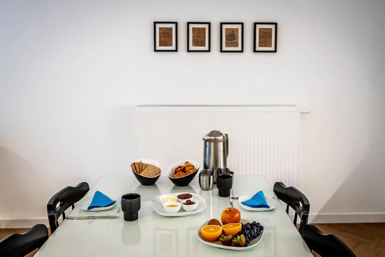 B&B 1 Uit De 100 Гент Бельгия
